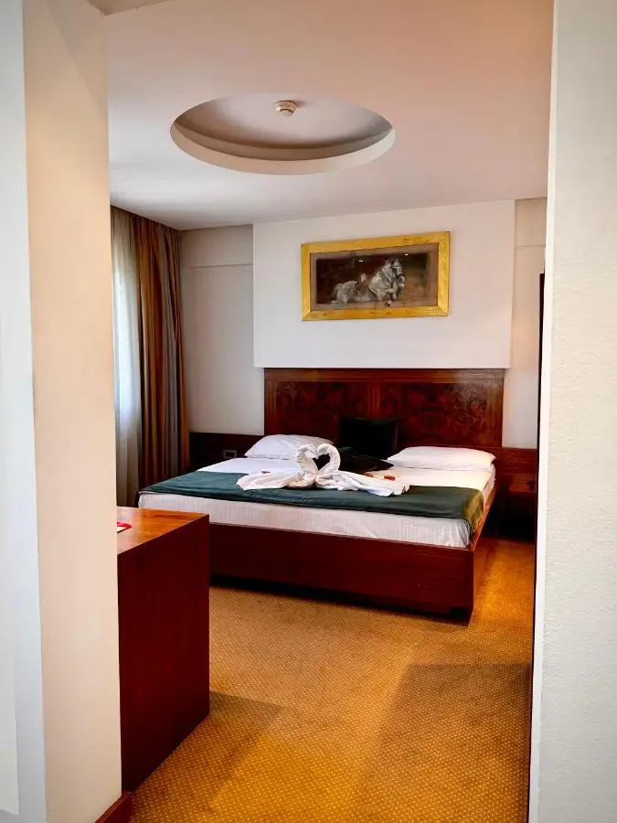 Hotel Exclusive