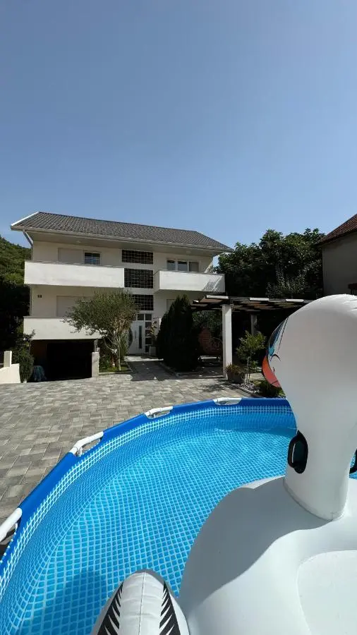 Guest House NO 13
