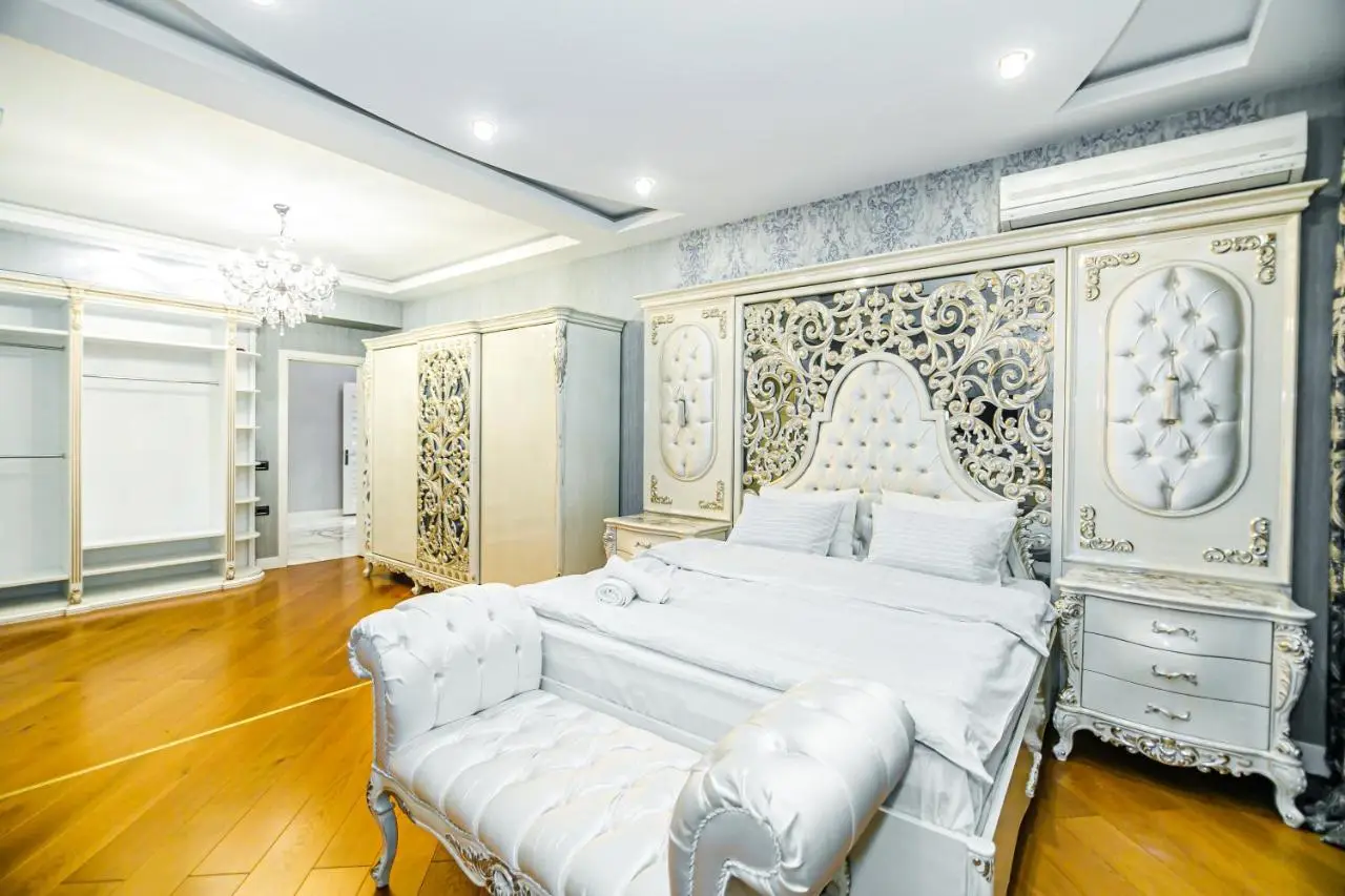 Luxury AMOR Sea View Nizami street