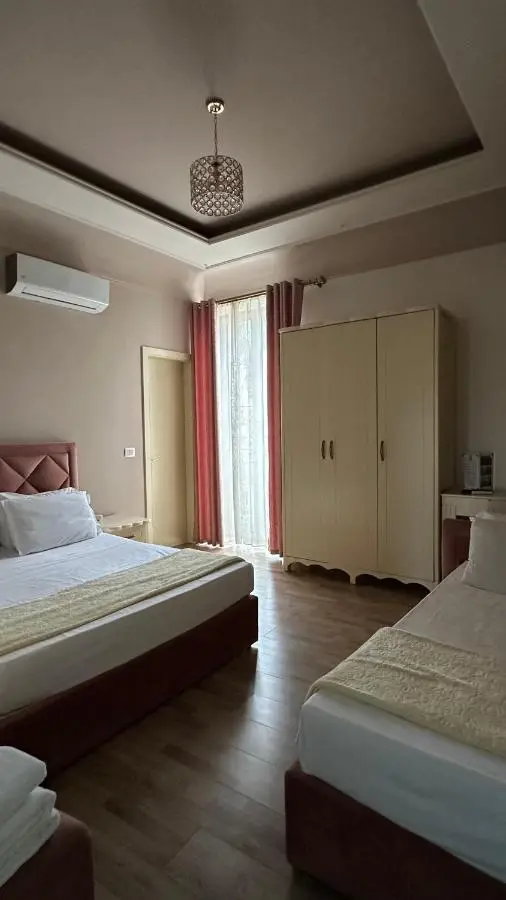 Hotel Veliera