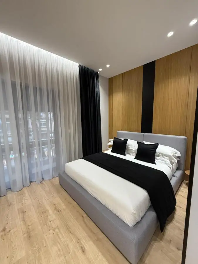 4 Rooms Tirana