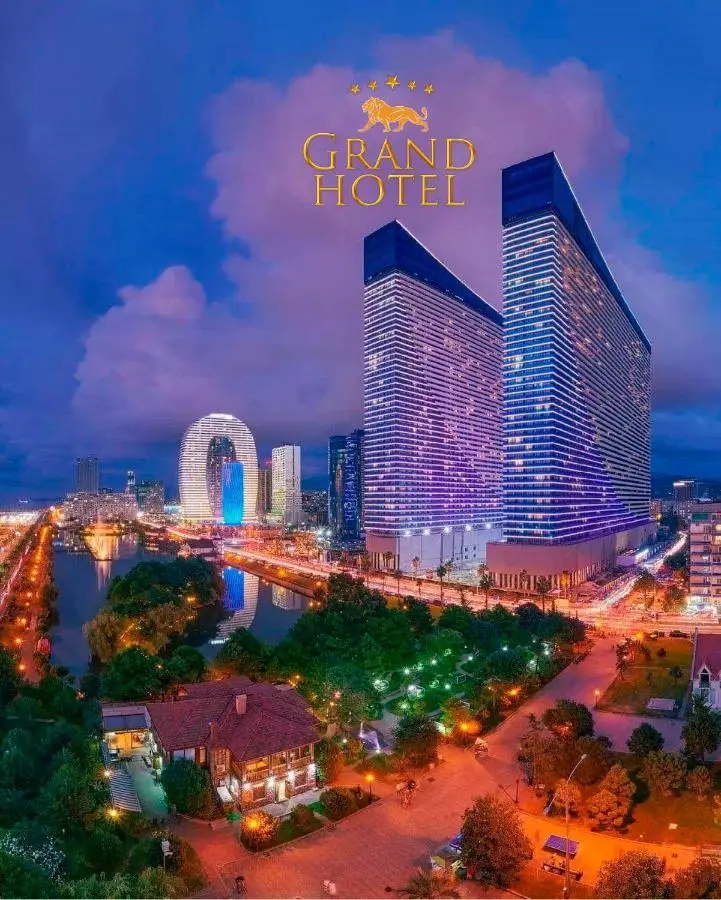 GRAND HOTEL ☆ ORBI CITY