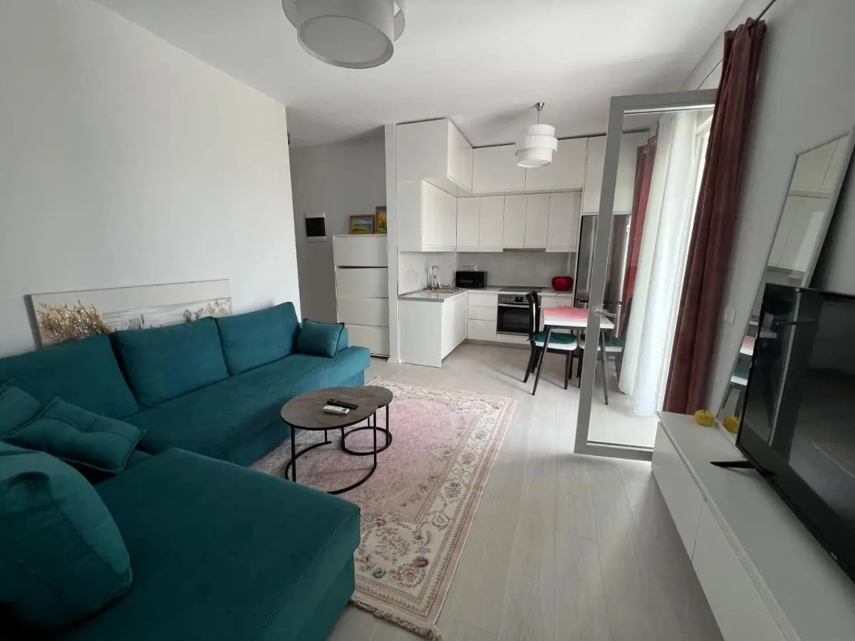MaisonNova Deluxe 1