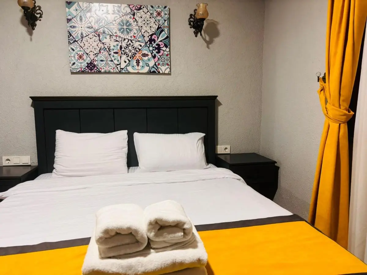 Lebon Hotel-Special Class