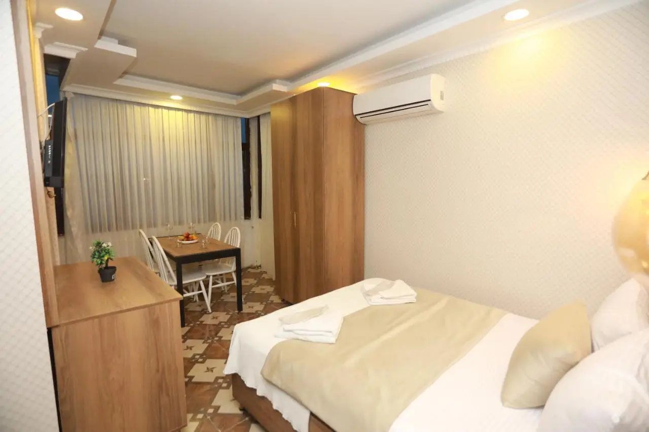 IMMORTELLE HOTEL lord sophiha