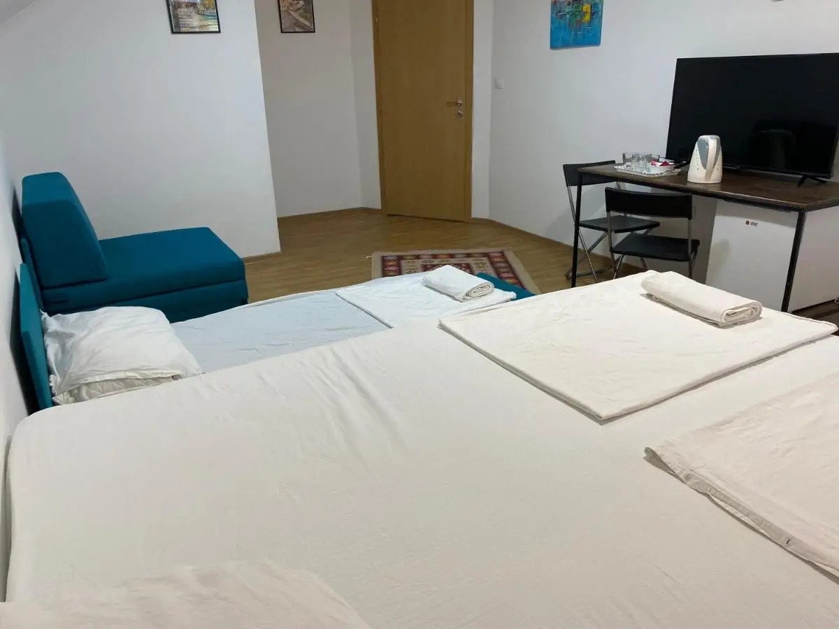 Apple Line Appartments