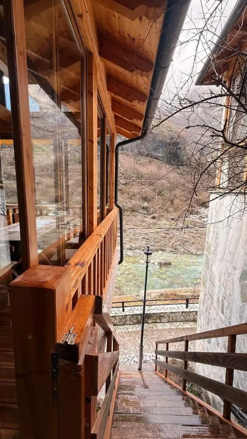 - Cemi River Rooms -