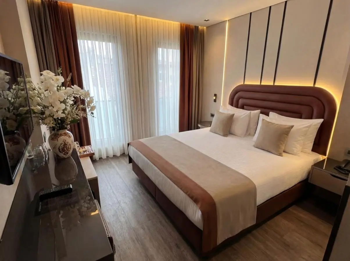 Edition Old City Hotel