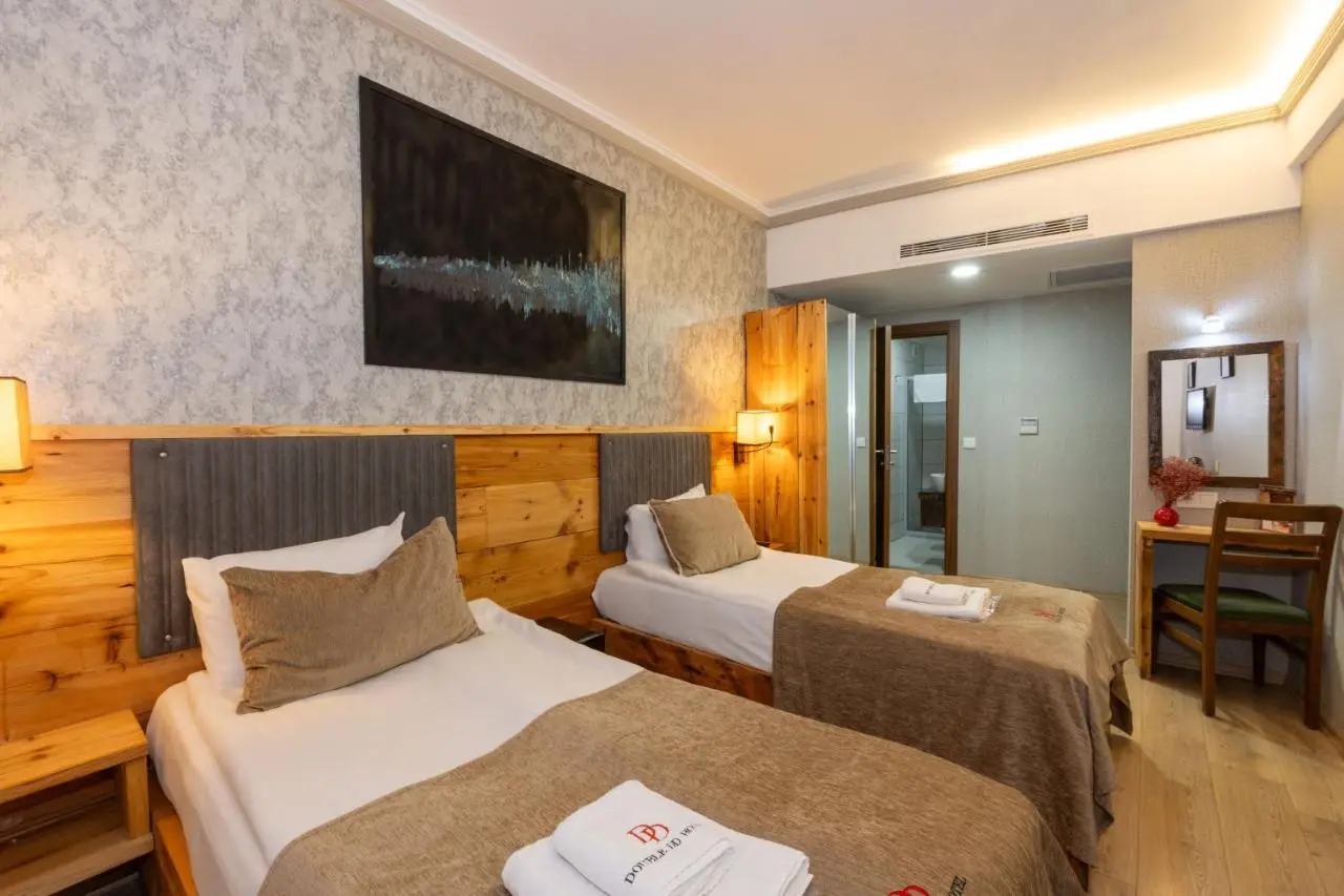 Double DD Hotel