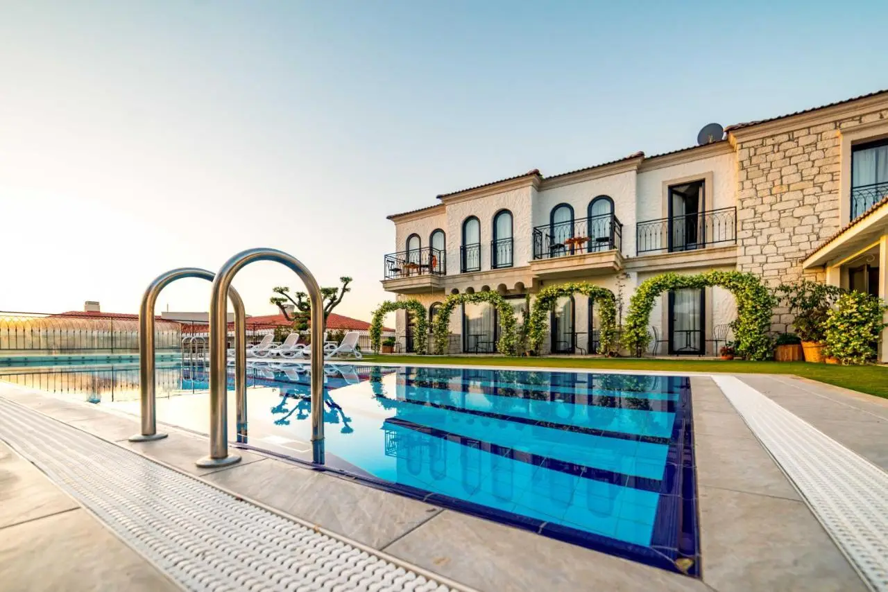 CEMAL ALAÇATI BUTİK HOTEL
