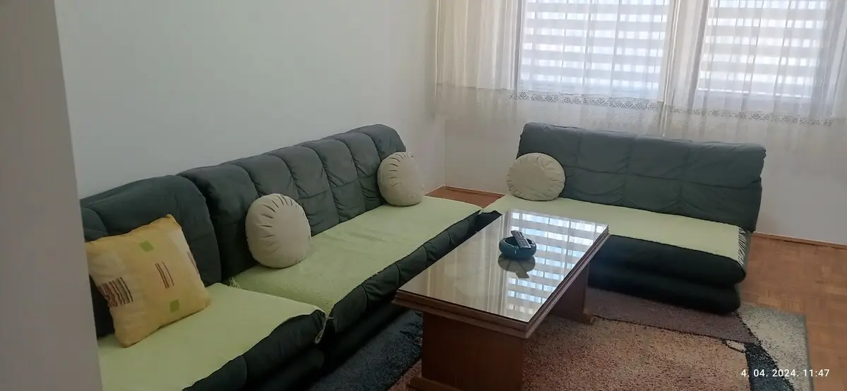 Apartment Dobrinja 2 center near the airport.
