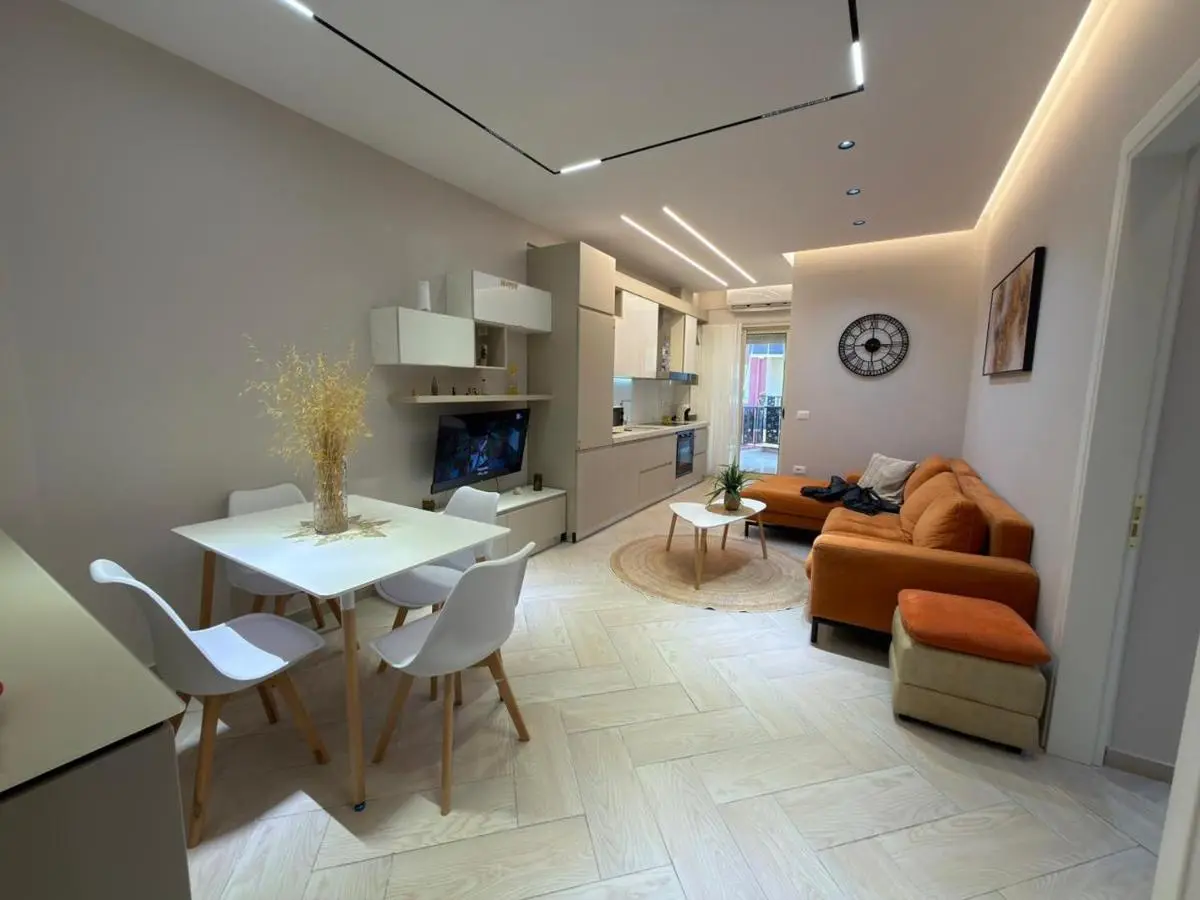Onis Apartment