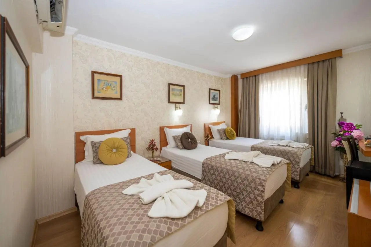 Grand Ons Hotel