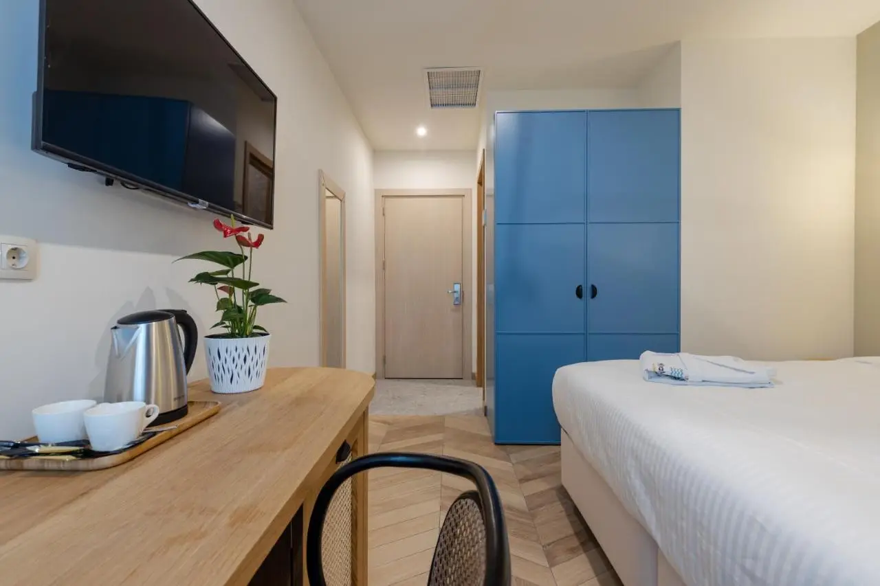 MiraMar Luxury Residences