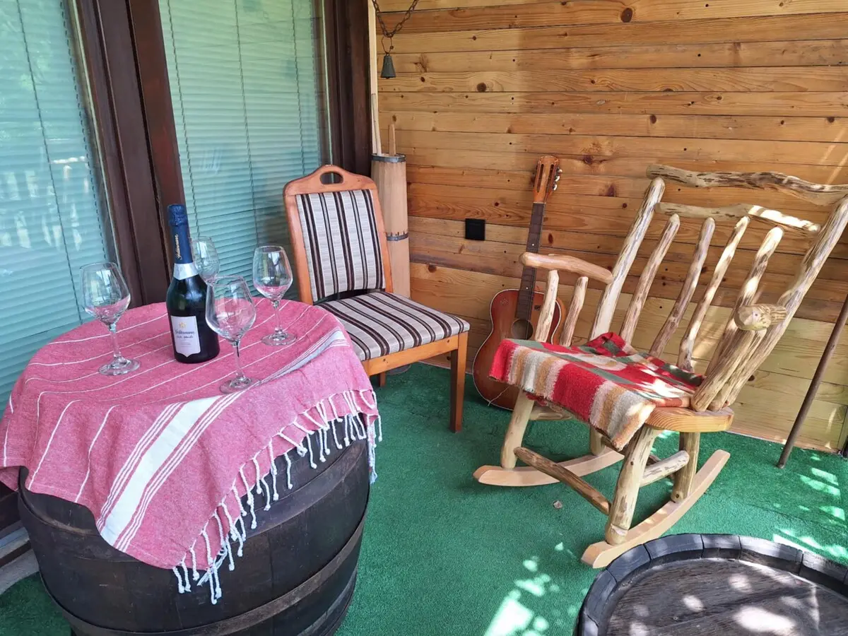 Nina's Cabin