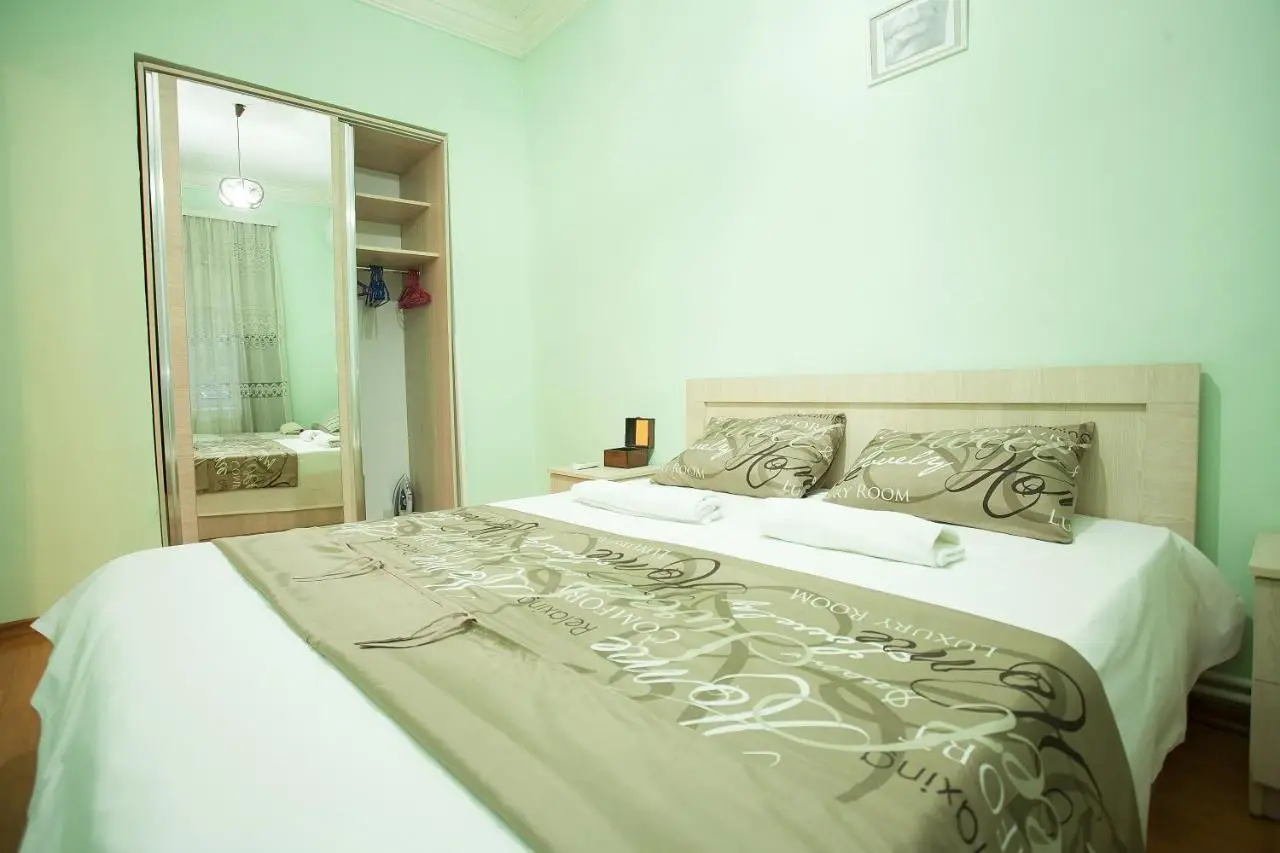 Apartment in Old Tbilisi Orbeliani Square