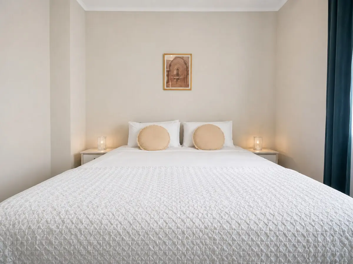 Sara’s Magical Place - Free Parking & Balcony View