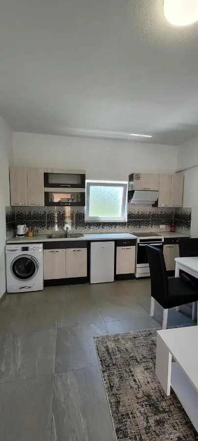Oz Lux Apartments