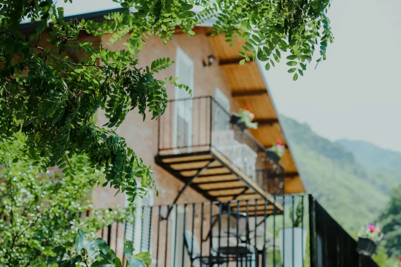Borealis Guest House