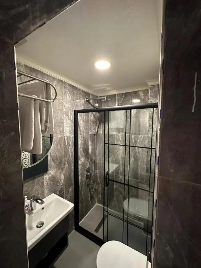 Ada Life Hotel