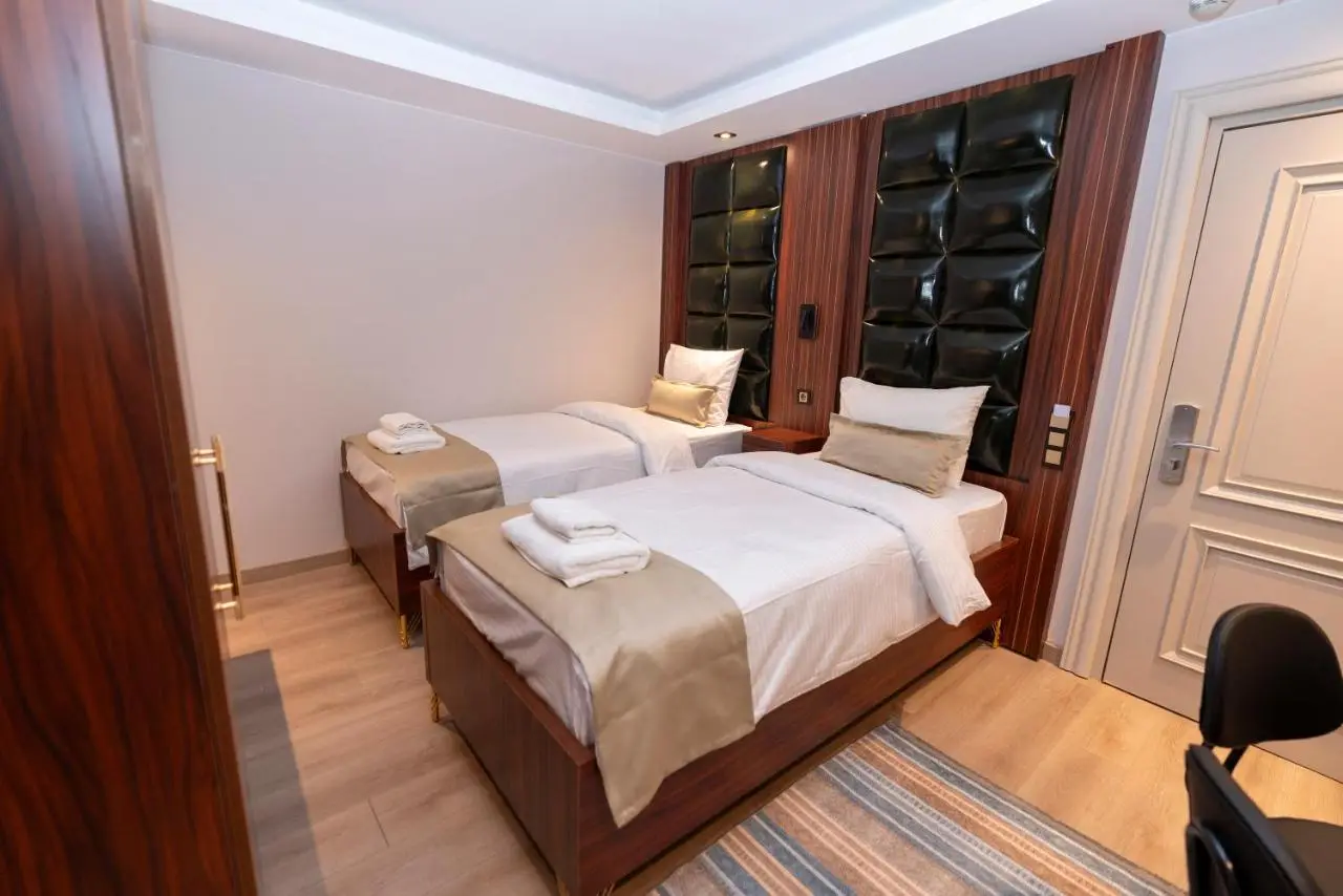 THE MUA LUXURY HOMEs
