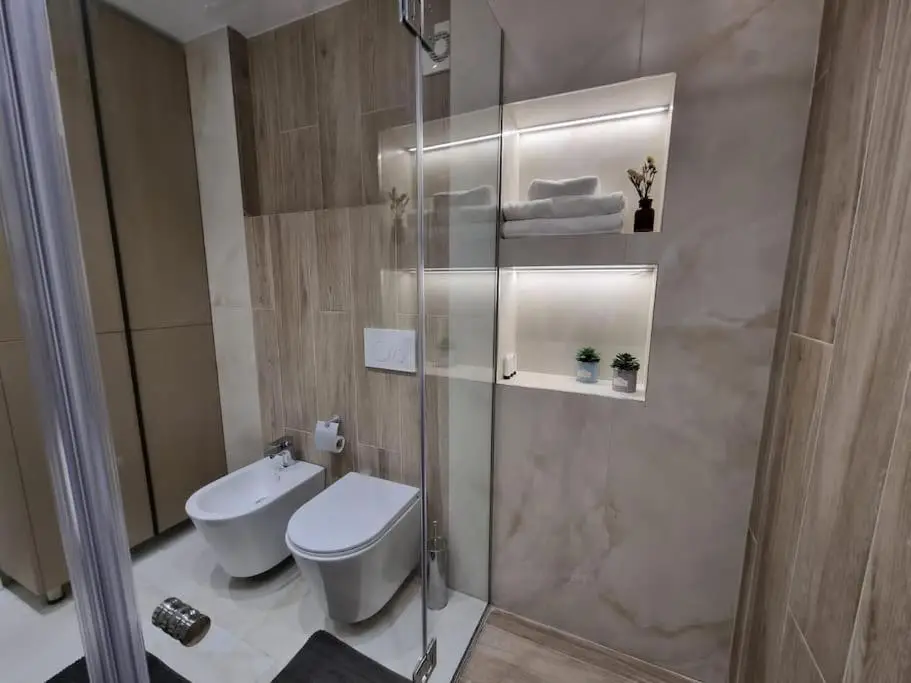 Central Continental Apartment