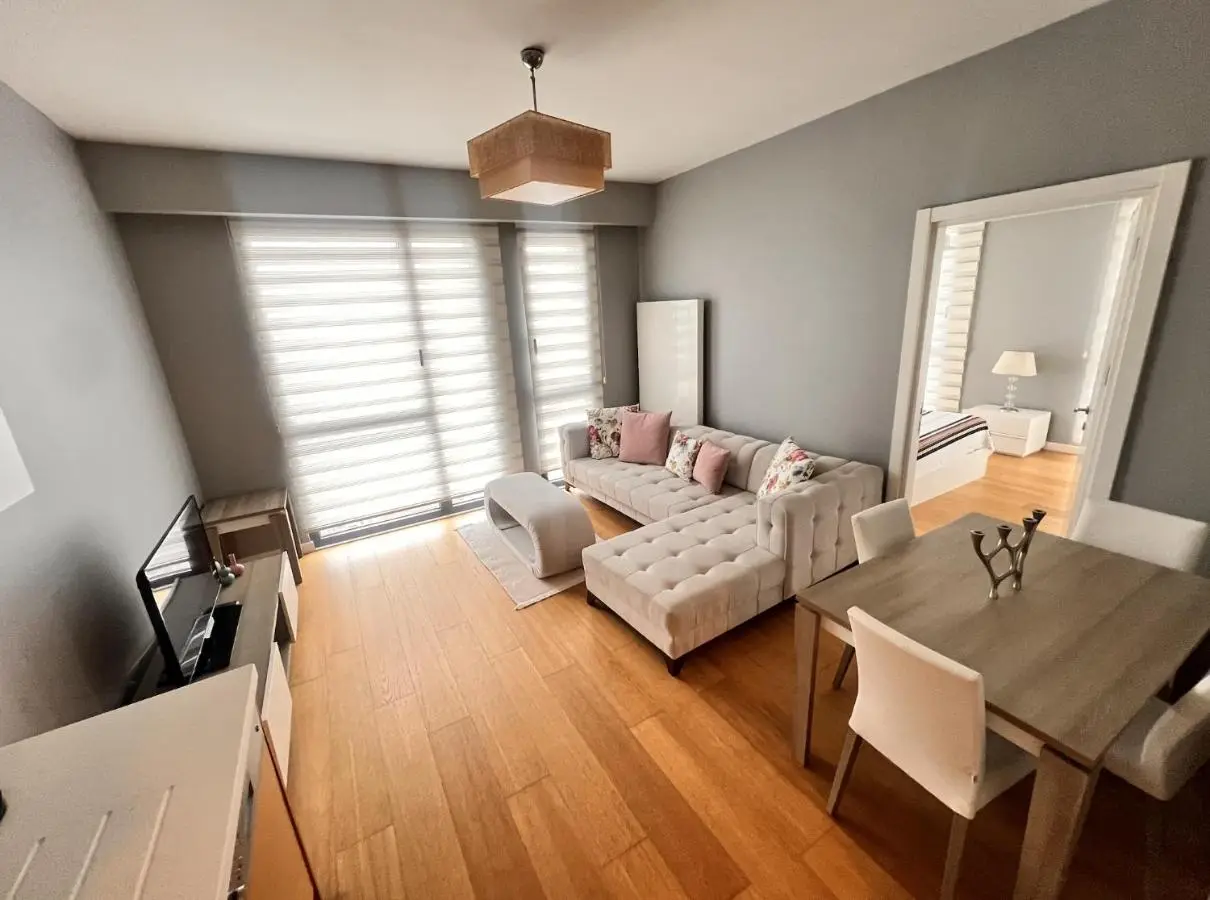 Divan Residence - Güneşli Near Ataköy Metro Station