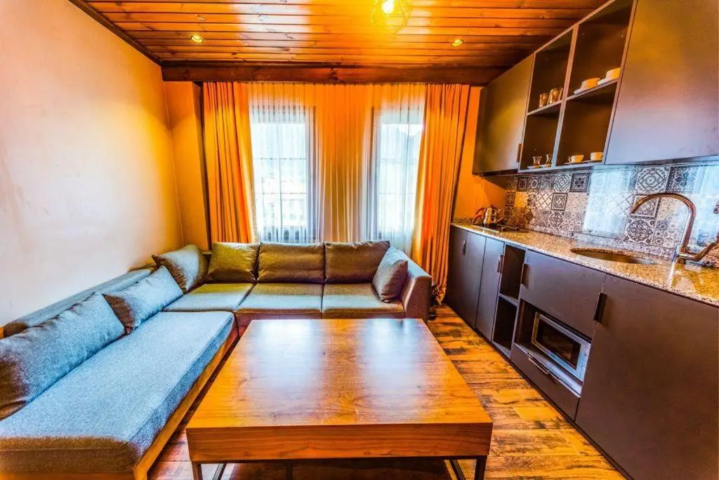 Inanlar Premium Suites & Villas