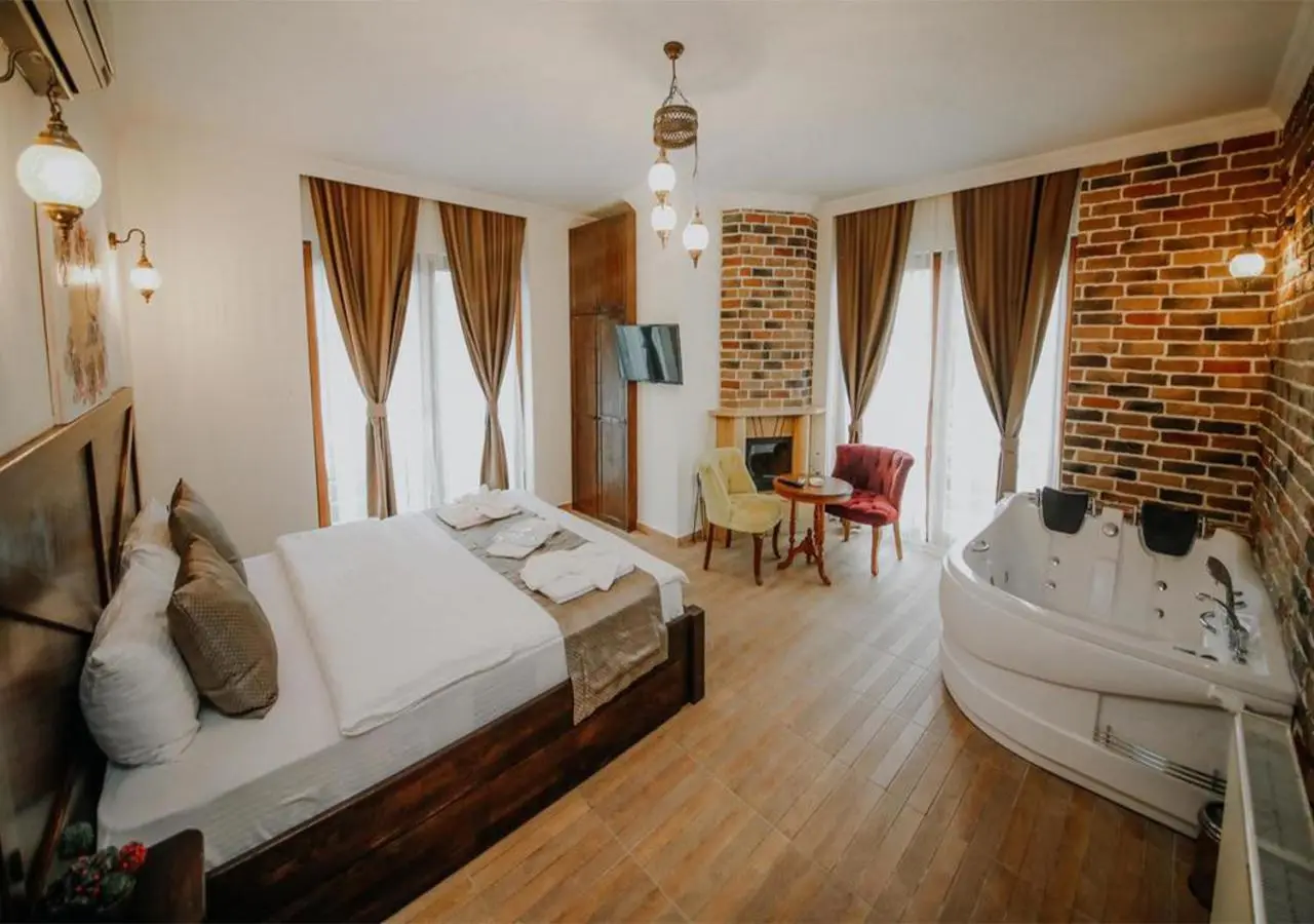 Sea House Hotel