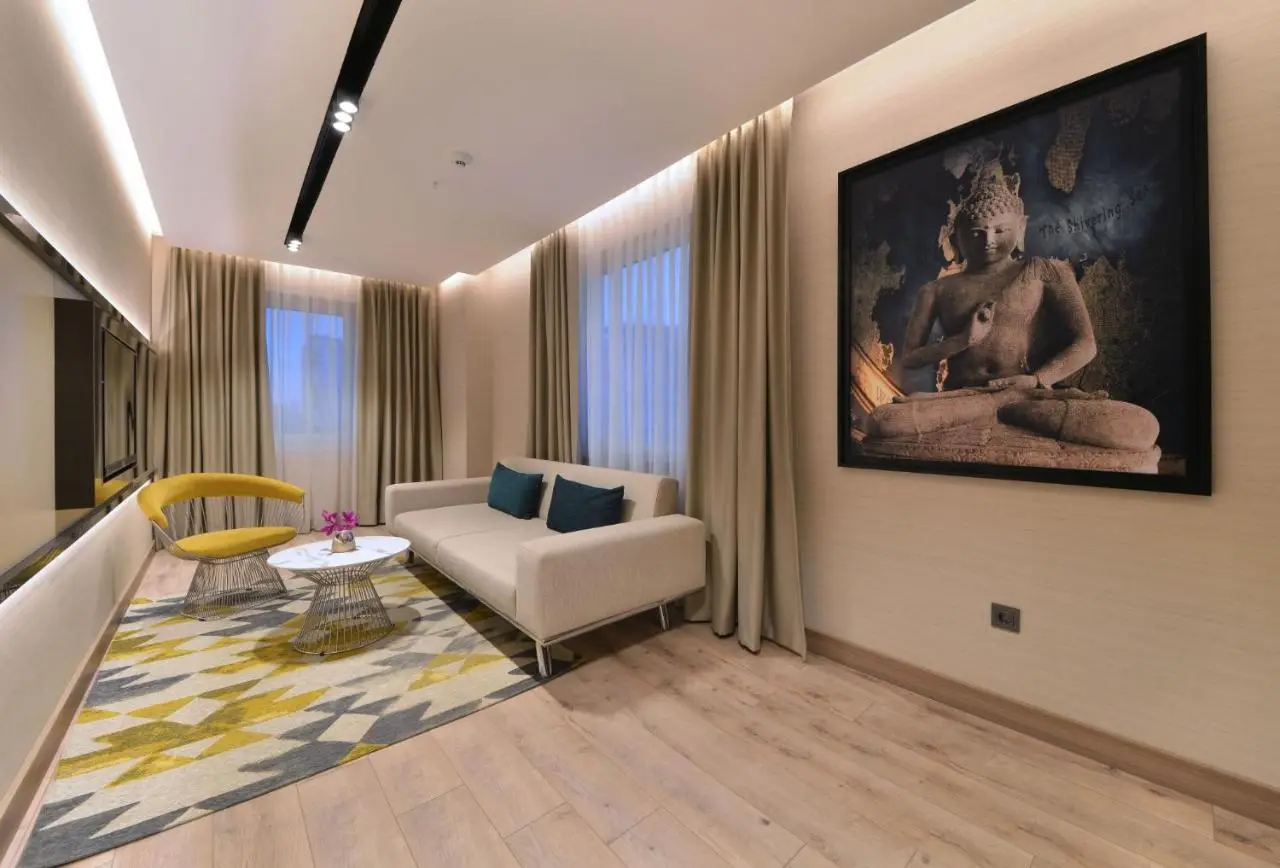 Nish Palace Exlusive Suites