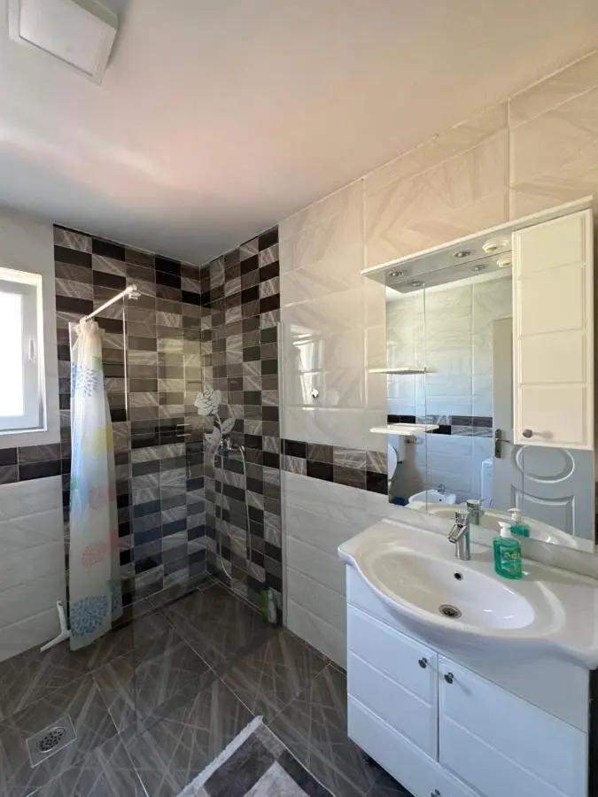 Apartman Ejna