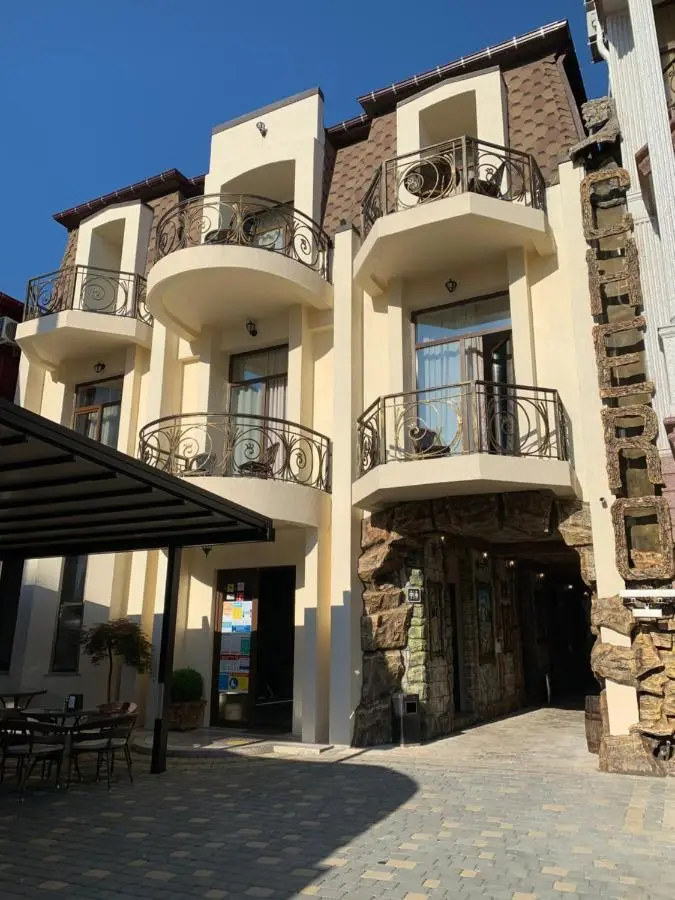 Hotel Chero