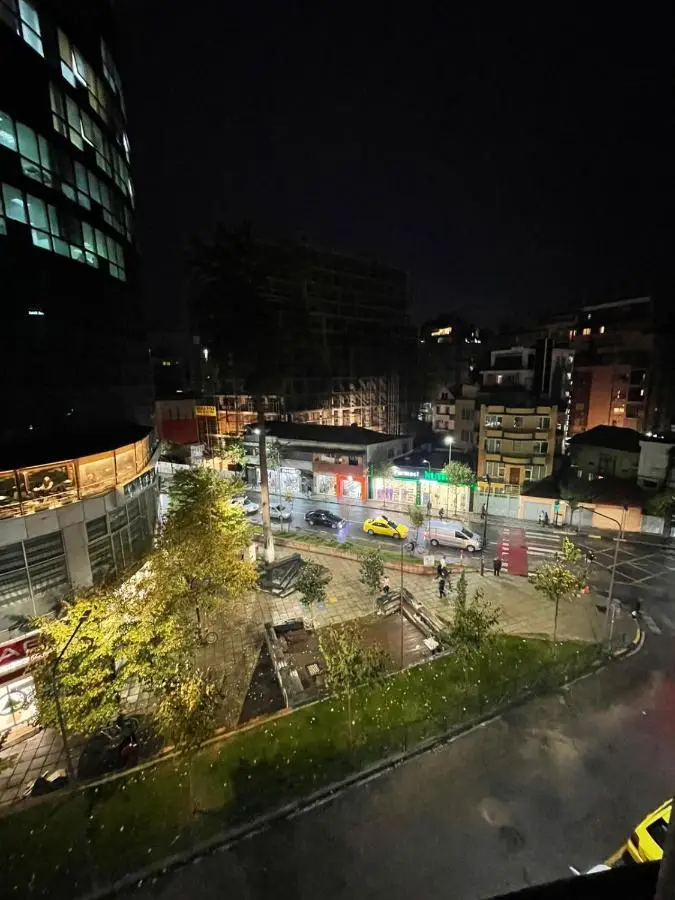 Deluxe Apartment In City Center