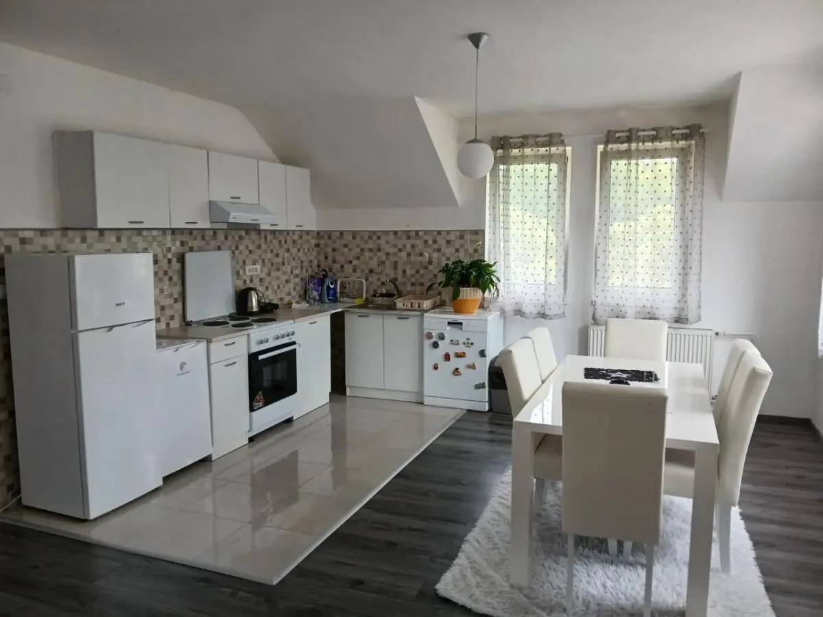 Apartman_Alex