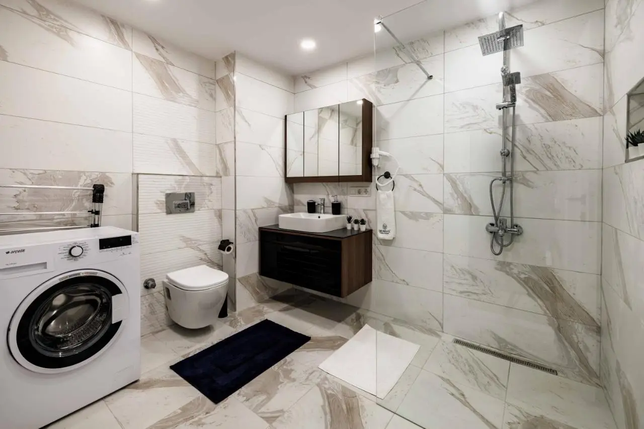 Monnas Suite