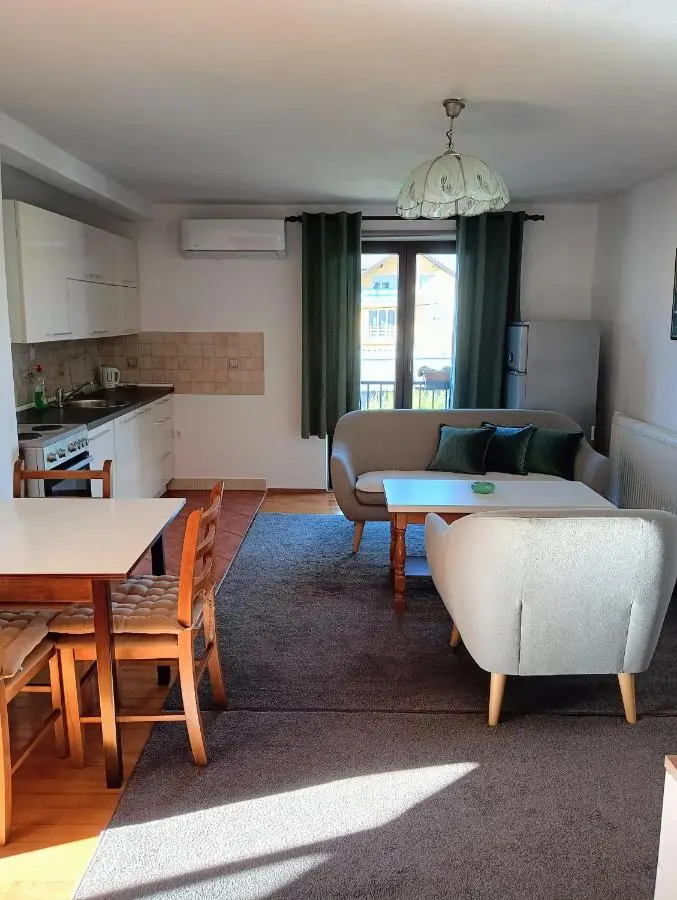 Apartman "EM"