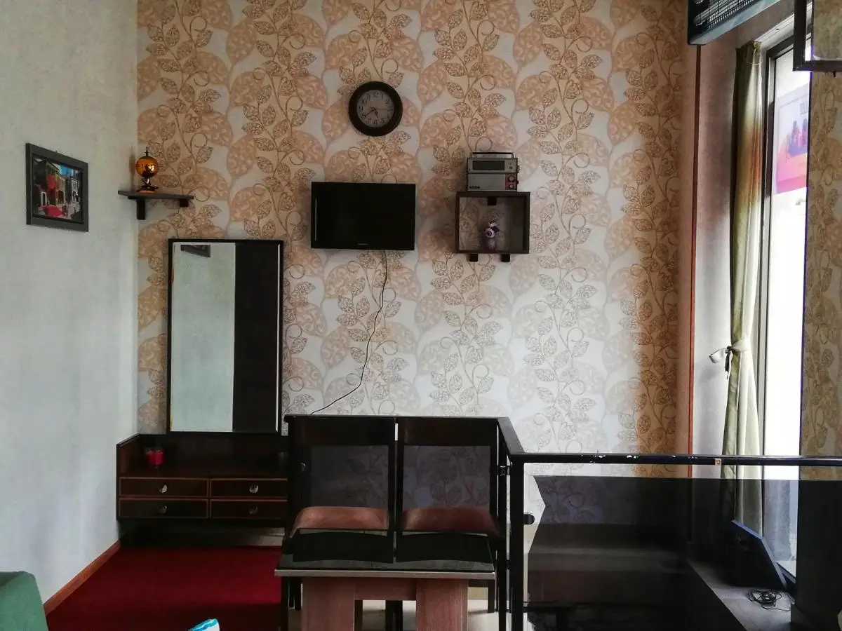 Hostel Violet