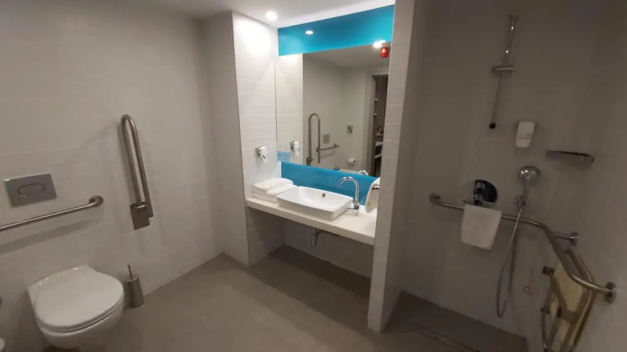 Holiday Inn Express - Istanbul - Atakoy Metro by IHG
