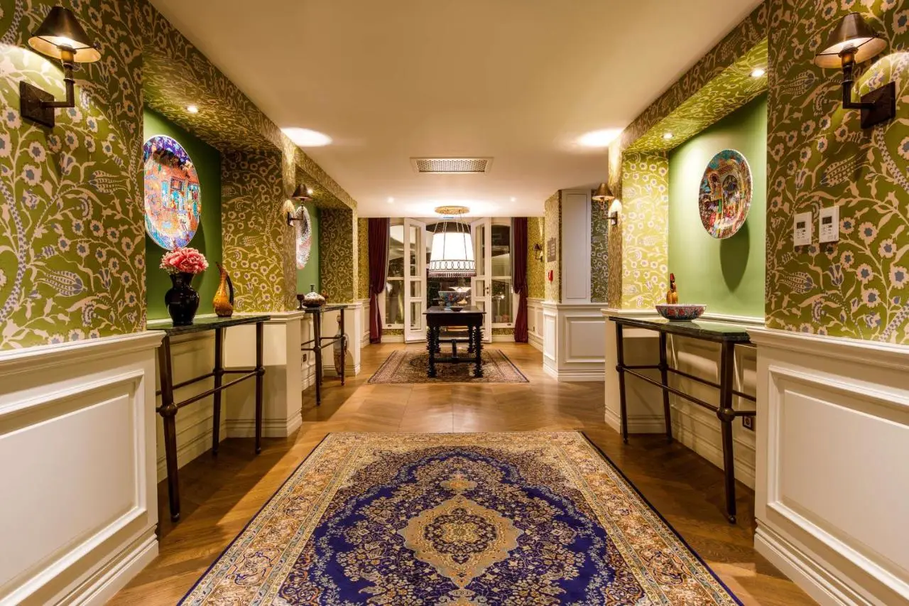 Hagia Sofia Mansions Istanbul, Curio Collection by Hilton
