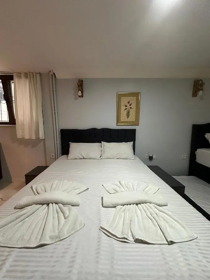 AWWA APART HOTEL