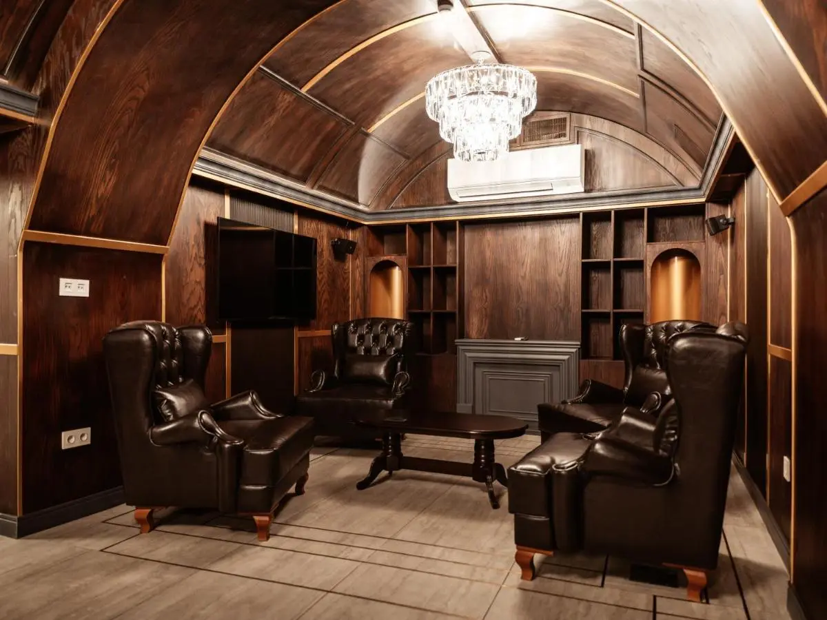 Meridian Luxury Boutique Hotel