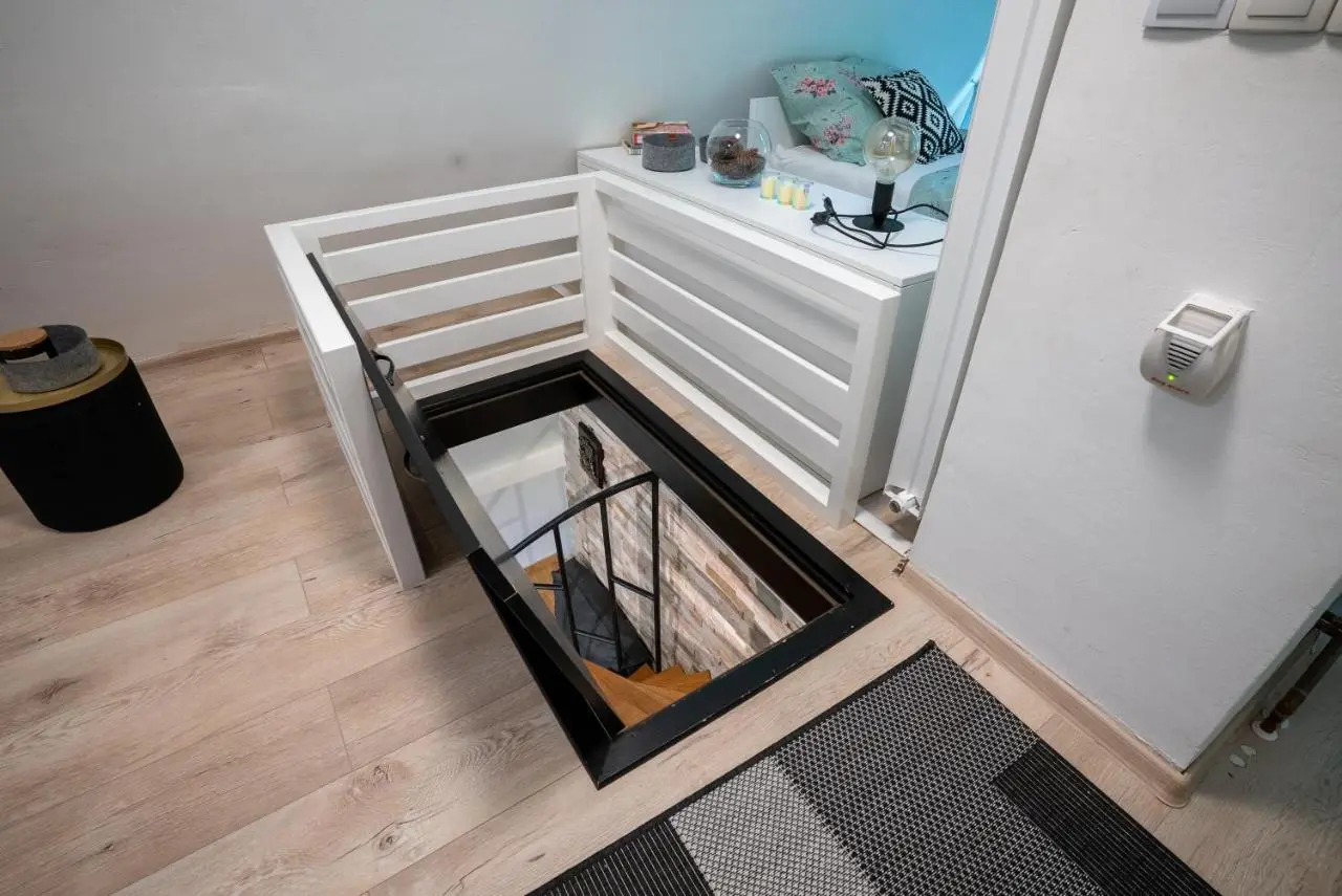 Cozy Love Nest
