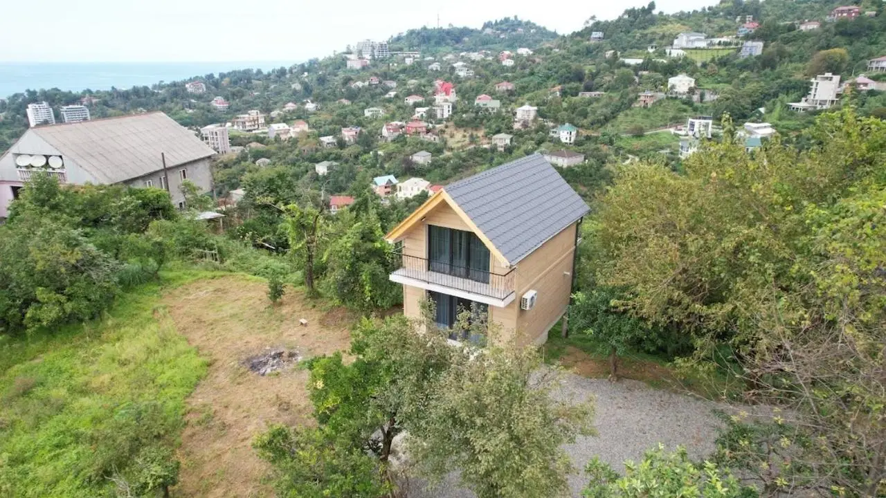 B-XON Makhinjauri