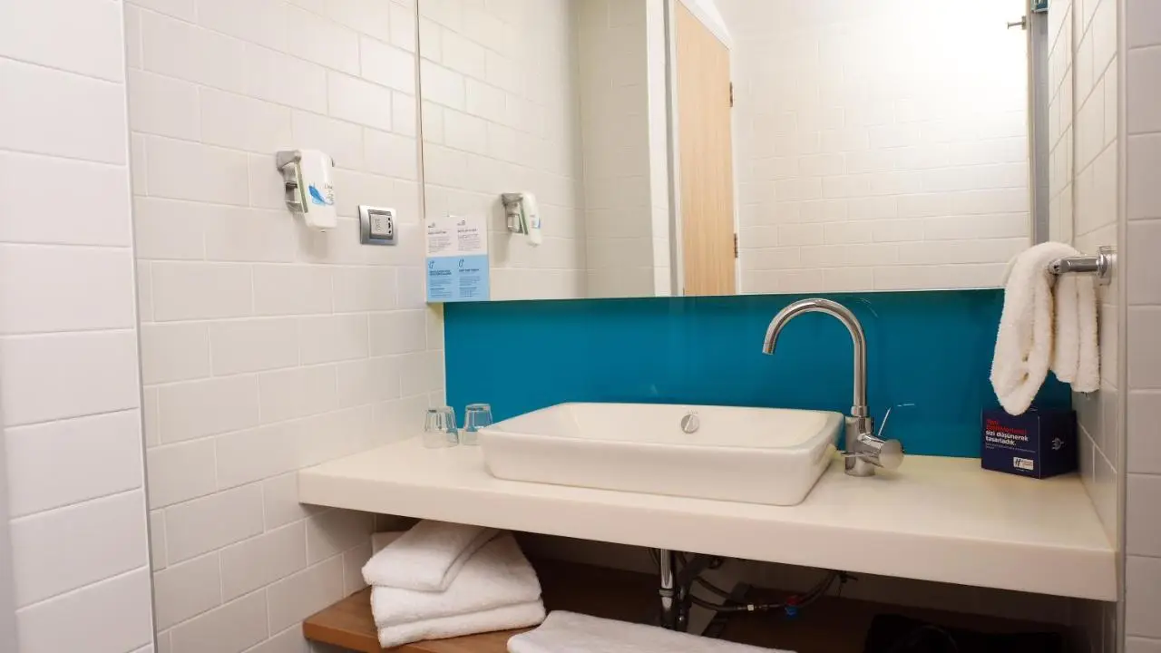 Holiday Inn Express - Istanbul - Atakoy Metro by IHG