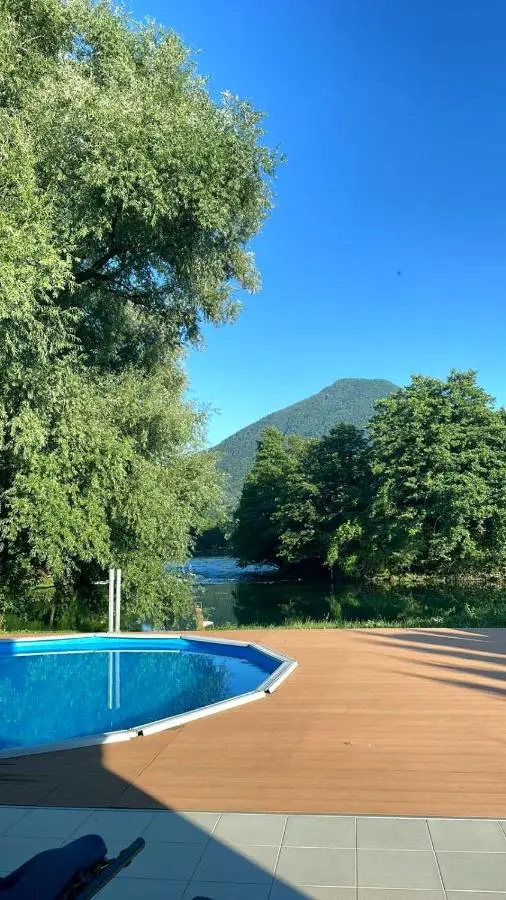 Lohovo Villa Bukva