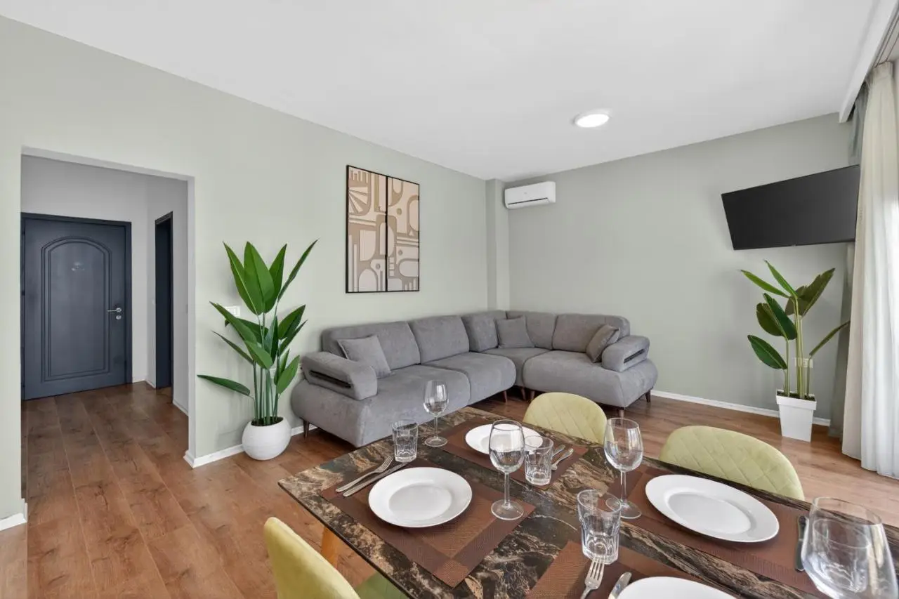 Wave Beachfront Apartments
