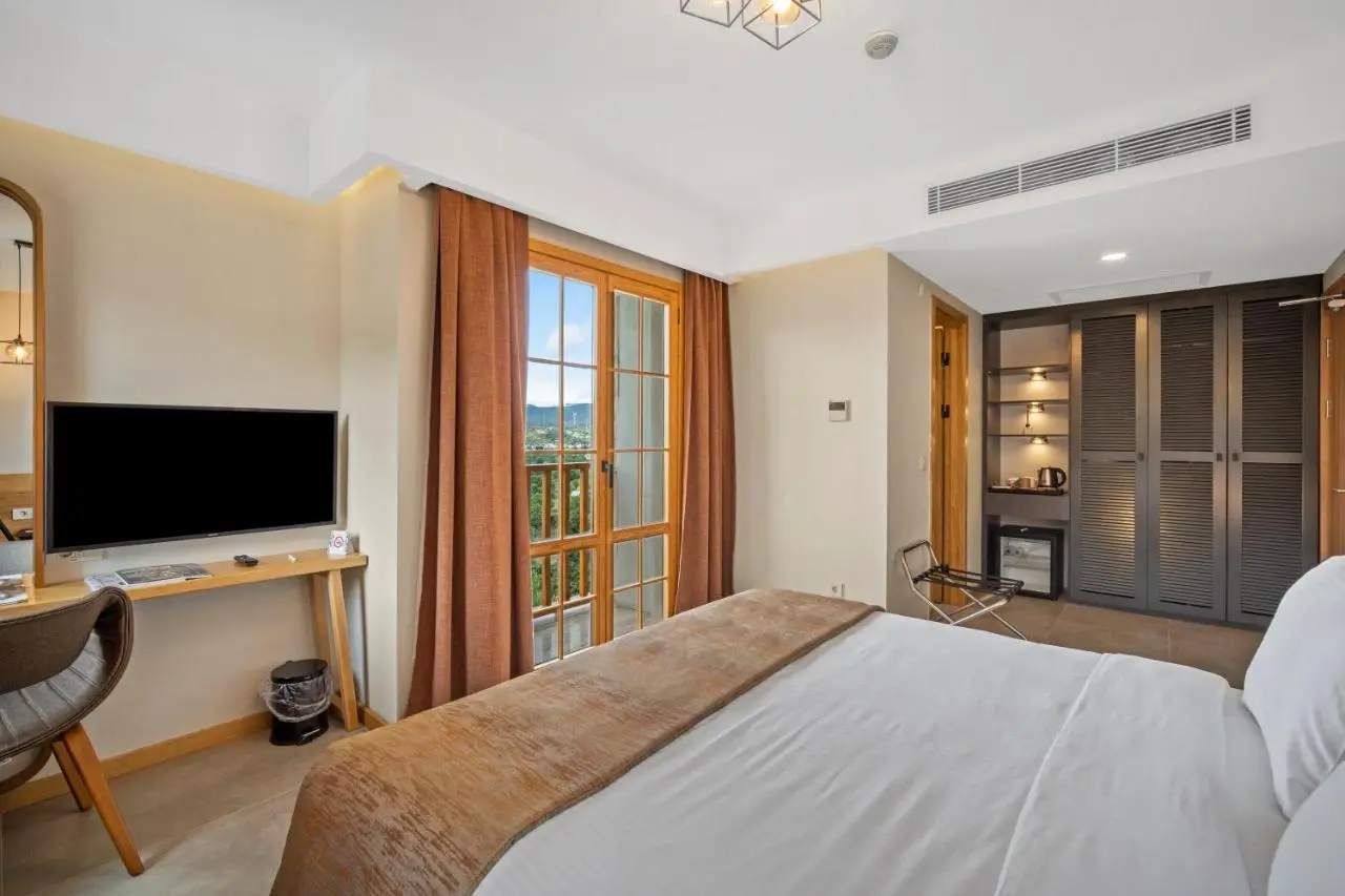 ZEYT INN HOTEL