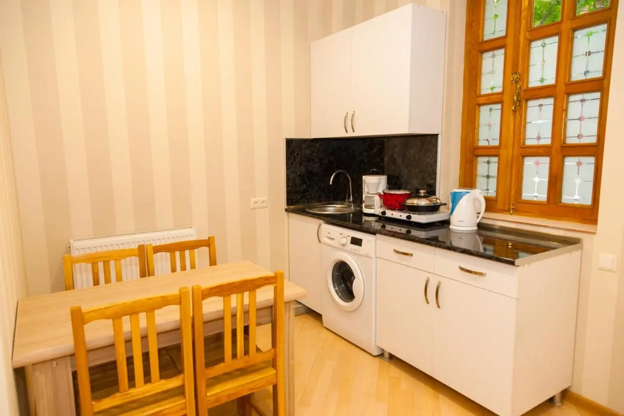 Holiday Rooms