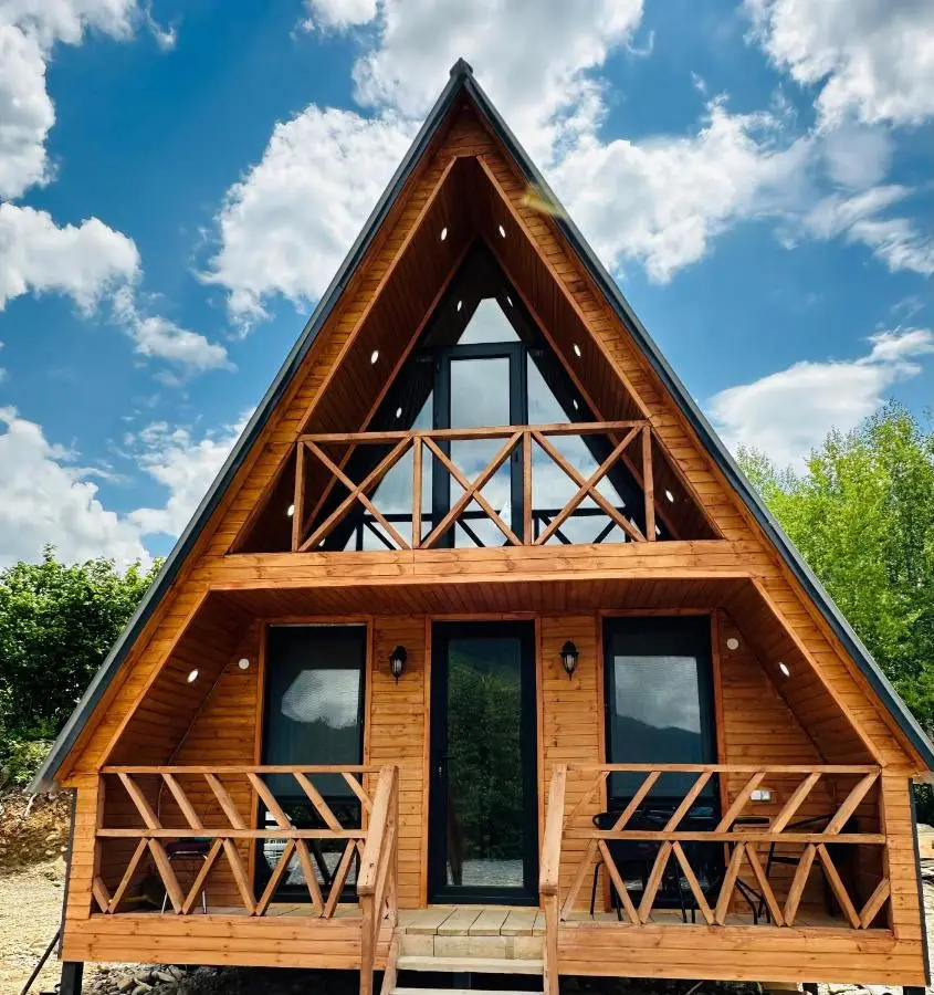 Villa Wood in Mestia N 2