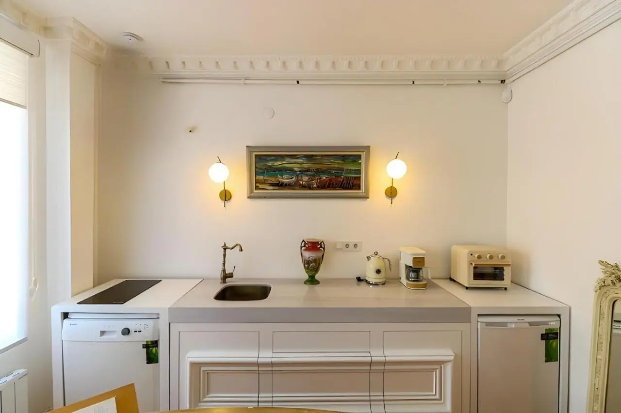 Balatella Suites